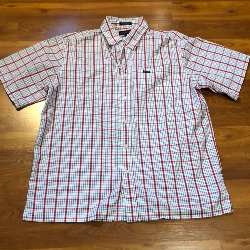 Word Famous Echo unlimited button down. XL